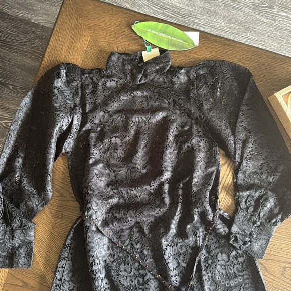 Farm Rio Lace Tie Belt Long Sleeve Dress, BRAND NEW , Size Small, $360 - Picture 10 of 12